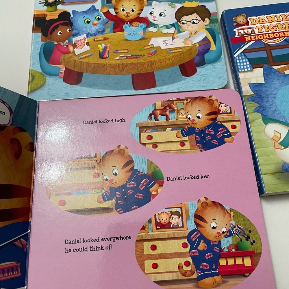 Kids Learning Books Set - Picture 2 of 3